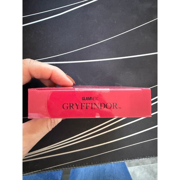 New Glamnetic x Harry Potter Collab Gryffindor Press on Nails - Picture 4 of 4